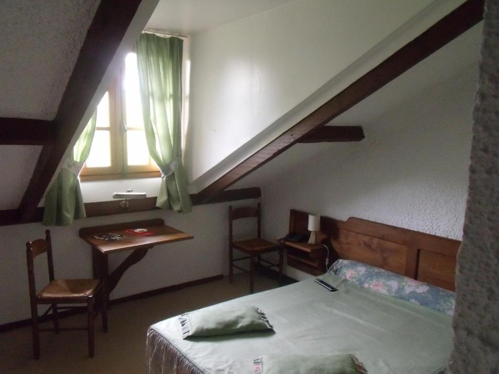 Hotel Restaurant L'Ecluse Antonne-et-Trigonant Szoba fotó